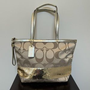 Coach Signature Stripe Tote Bag in Gold Jacquard Signature Fabric & Gold Sequin